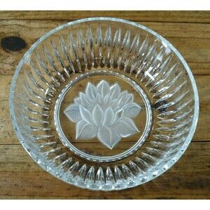 Vintage Lead Crystal Lotus Flower 8" Serving Salad Bowl West Germany